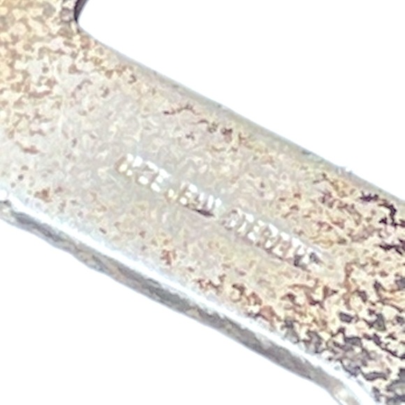 M DE JEAN STERLING SILVER ENAMEL CROSS PENDANT - Picture 5 of 5